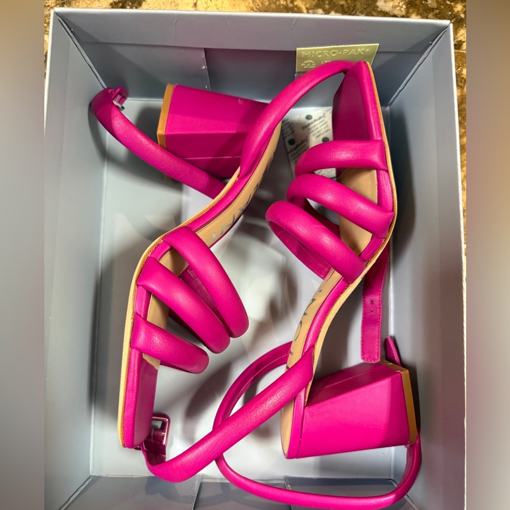 Women's Pink Sandals
